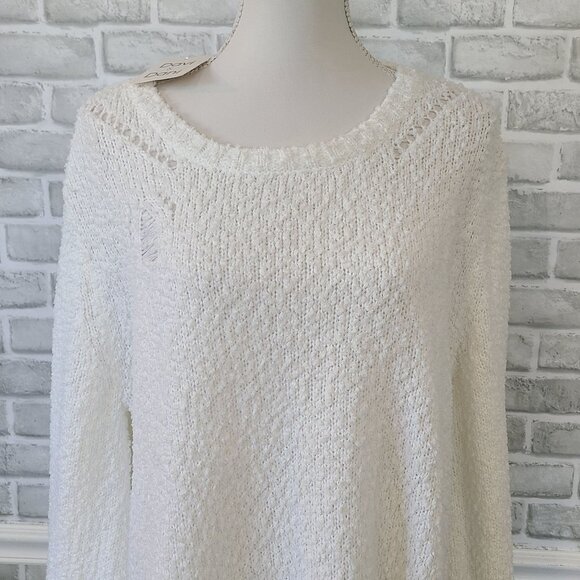 David & Dani White Chunky Oversized Sweater Fuzzy Distressed Cozy NEW Large - Picture 2 of 8